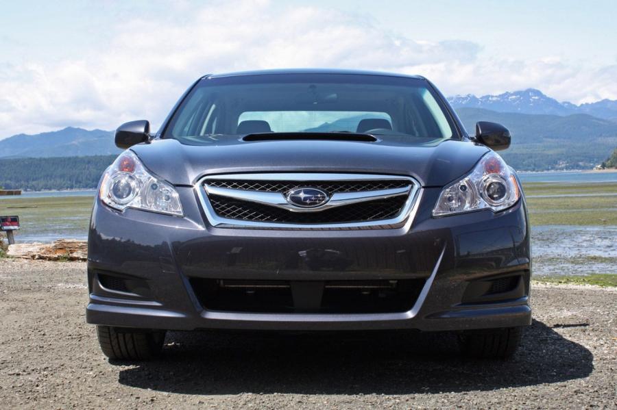  Subaru Legacy 2.5GT 2010 года  (фото 53 из 82)